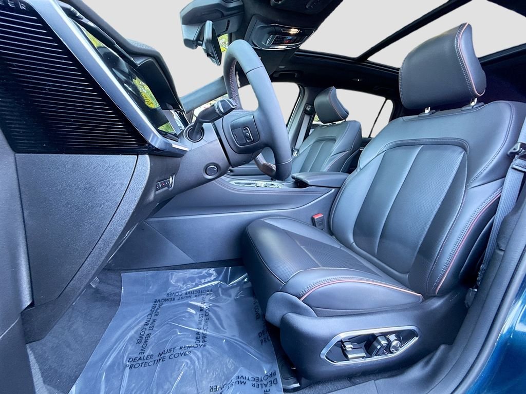 Used 2024 Fathom Blue Pearlcoat Jeep Launch Edition image 22