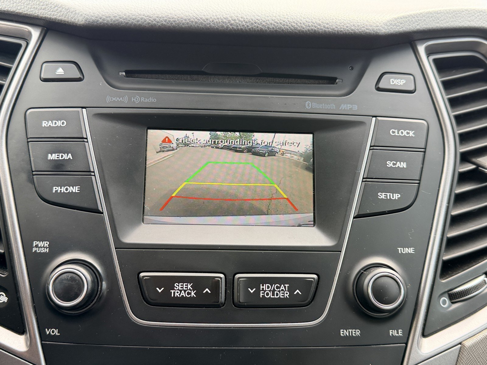 Used 2015 White Hyundai GLS image 11