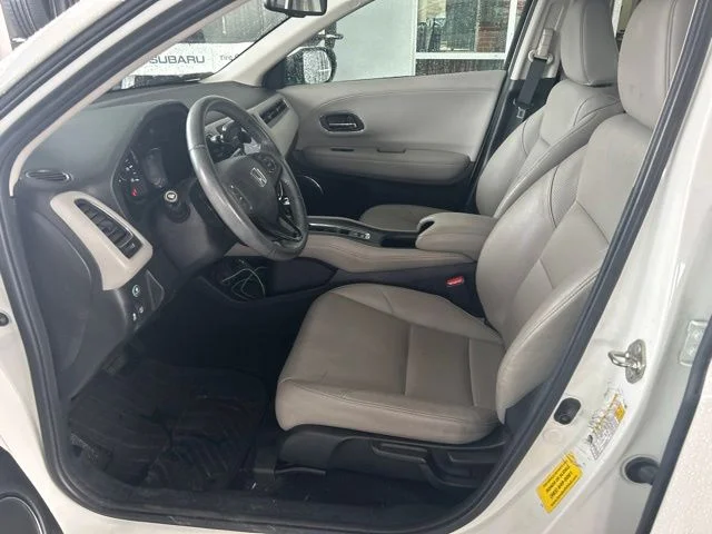 Used 2017 White Honda EX-L image 5