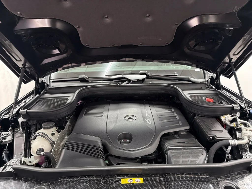 New 2027 Black Mercedes-Benz GLS 450 image 34