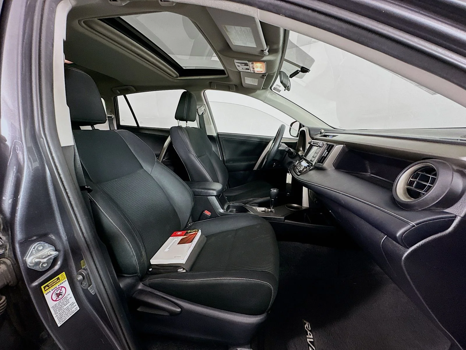 Used 2013 Gray Toyota XLE image 26