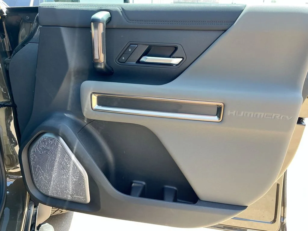 2025 GMC HUMMER EV 2X - Photo 43