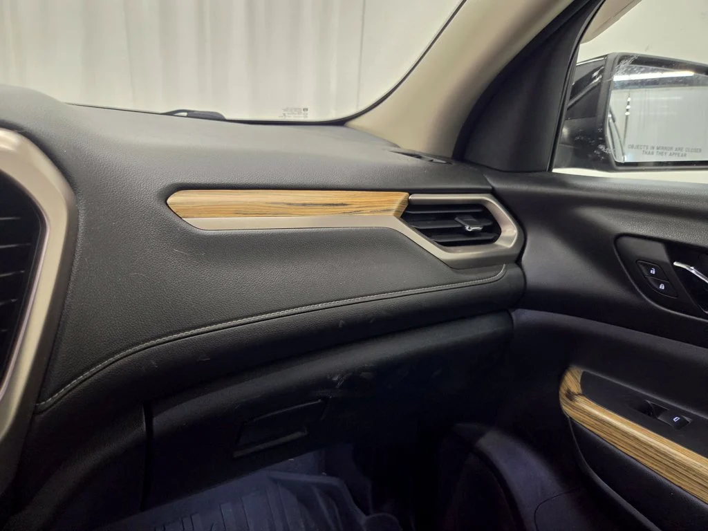 Used 2018 Black GMC Denali image 18