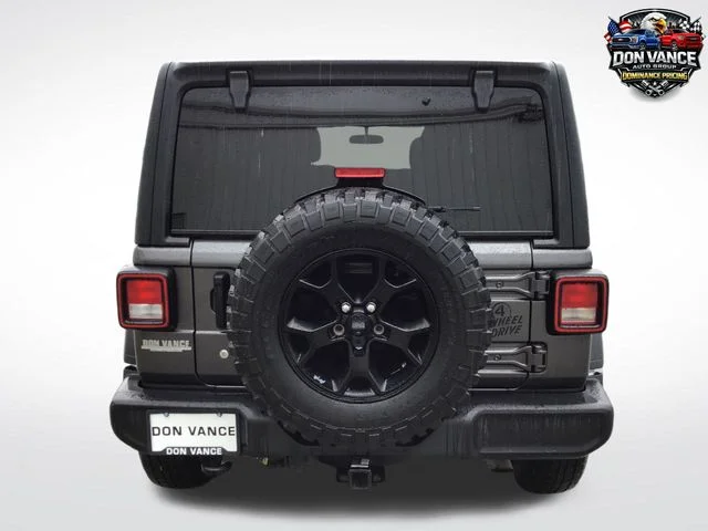 Used 2021 Gray Jeep Unlimited Willys image 4