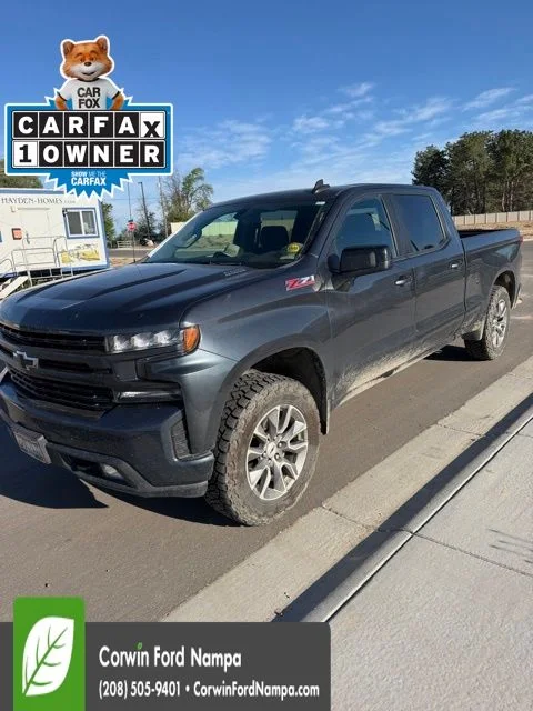 2022 Chevrolet Silverado 1500 RST 4X4 Crew Cab Short Box's photo