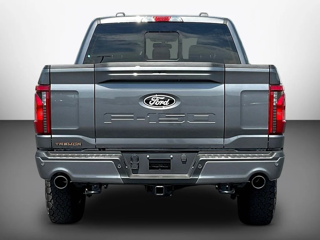 New 2026 Carbonized Gray Metallic Ford Tremor® image 4