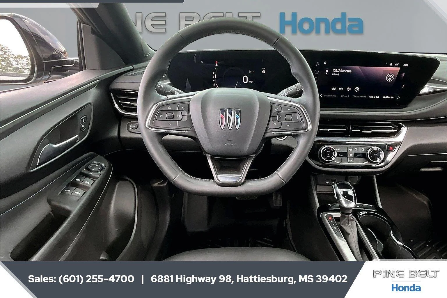 Used 2025 Moonstone Gray Metallic Buick Sport Touring image 5
