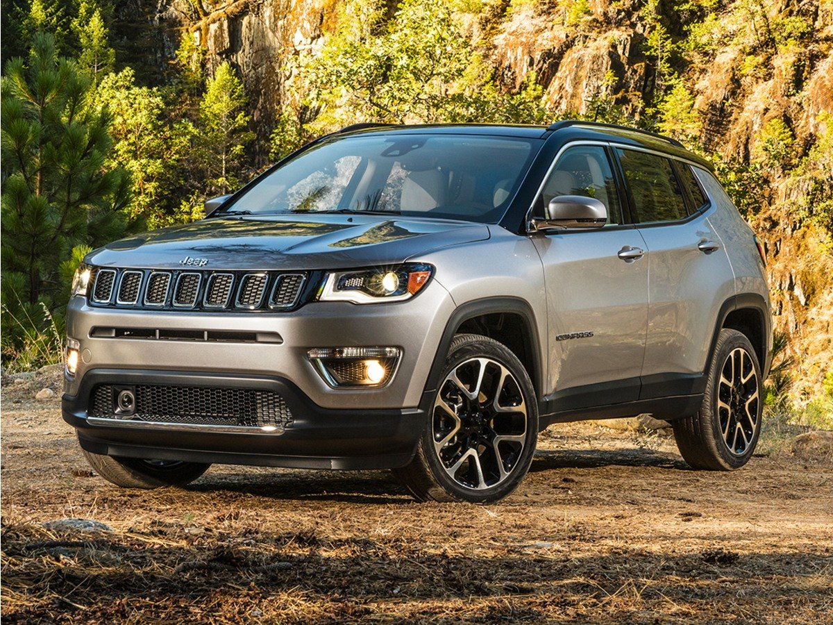 Used 2019 Black Jeep Latitude image 1