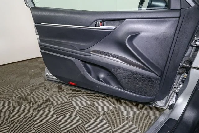 Used 2021 Silver Toyota SE Nightshade image 31