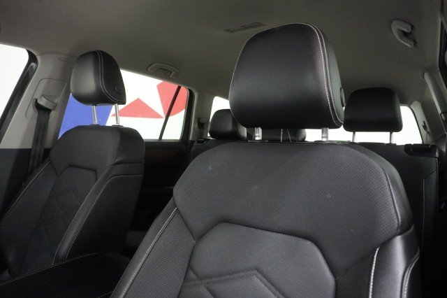 Used 2024 BLACK Volkswagen 2.0T SE w/Technology image 20