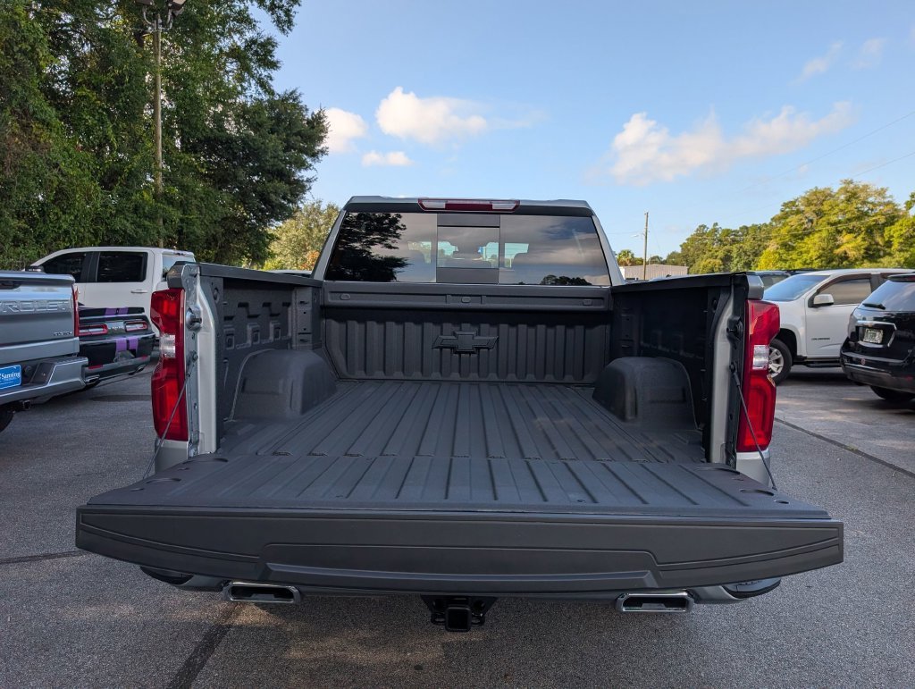 New 2026 Sterling Gray Metallic Chevrolet RST image 35