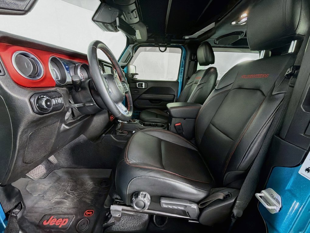 Used 2020  Jeep Rubicon image 11