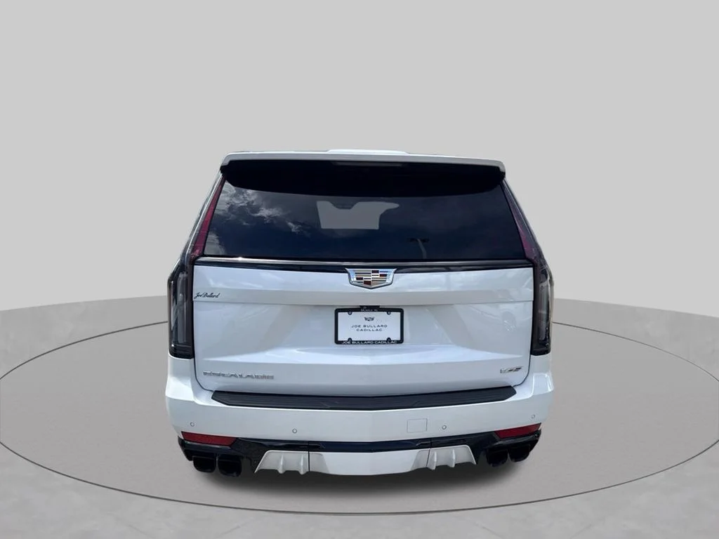 Used 2024 Crystal White Tricoat Cadillac V-Series image 7