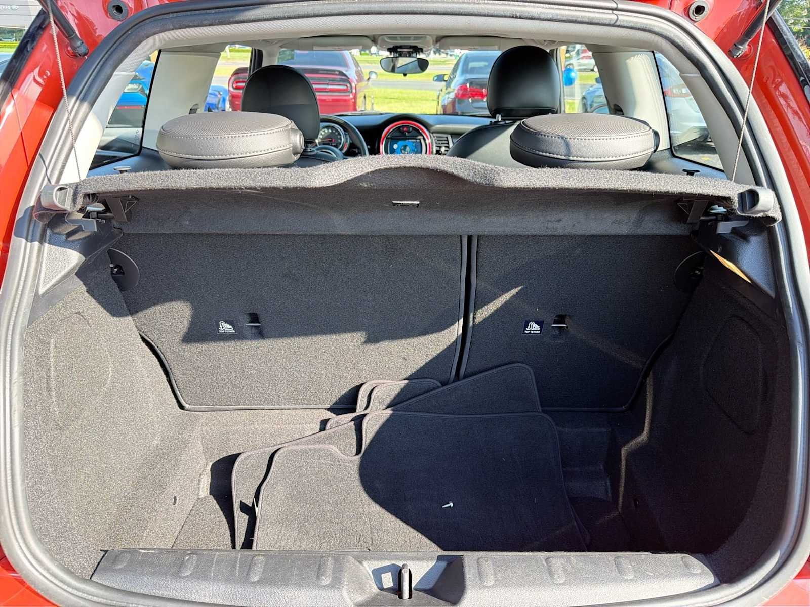 Used 2019 Solaris Orange Metallic MINI Cooper image 30