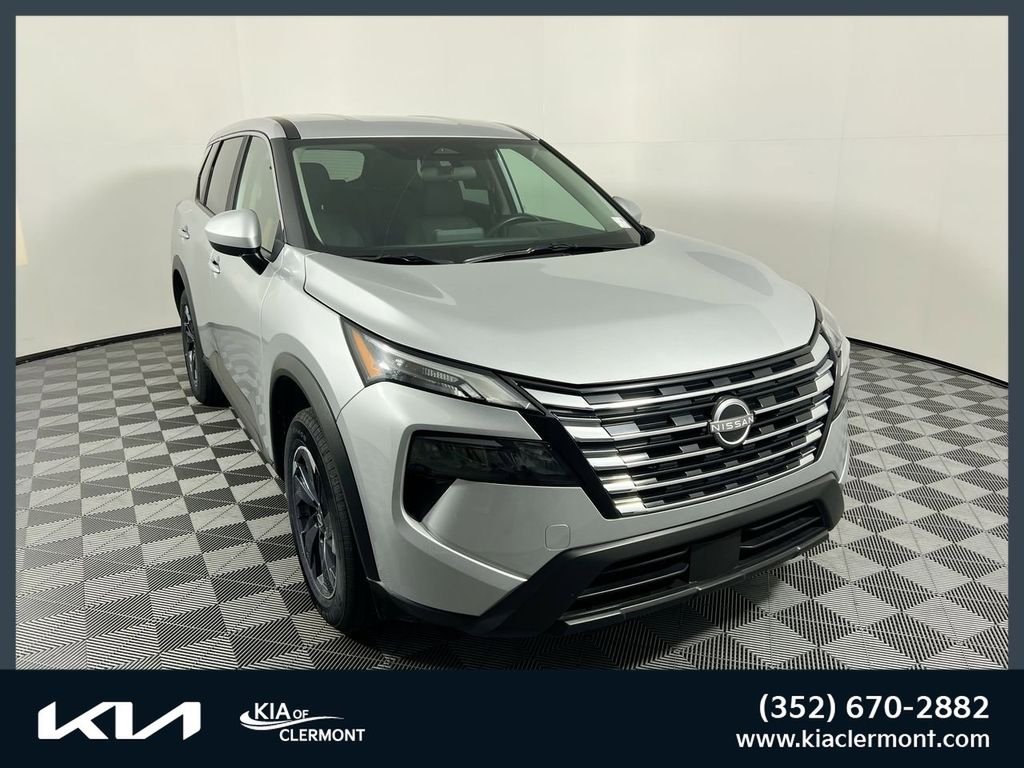 2025 Nissan Rogue SV