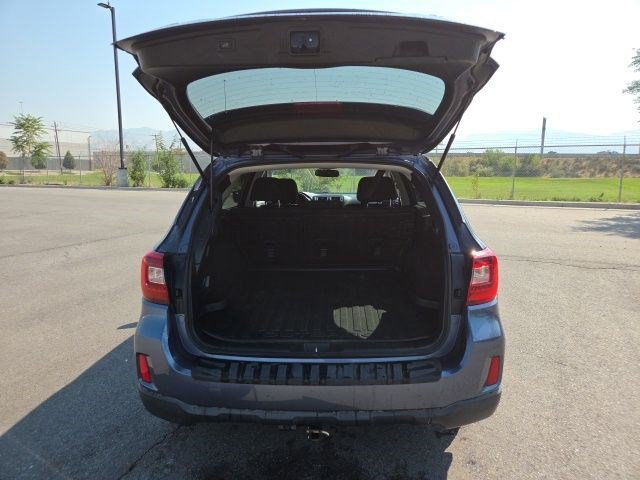 Used 2015 Twilight Blue Metallic Subaru 2.5i Premium image 16