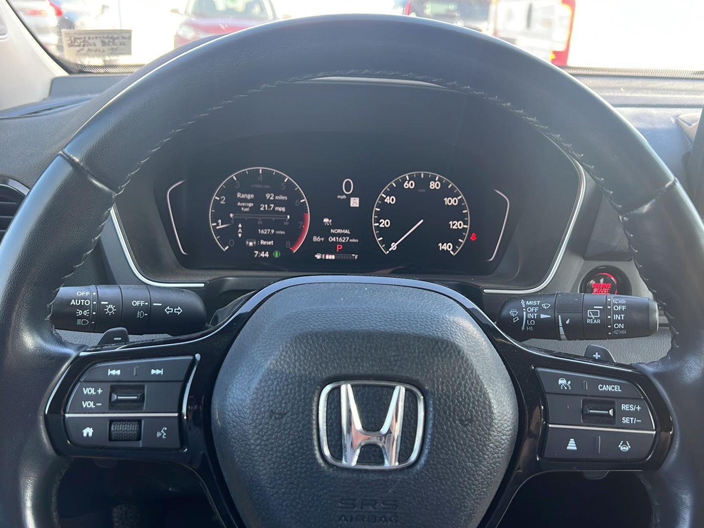 Used 2024 Platinum White Pearl Honda Touring image 11