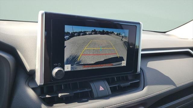 Certified Used 2023 SILVER SKY METALLIC Toyota  image 17