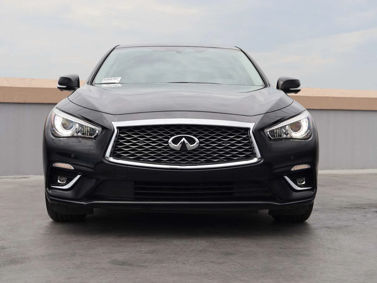 Certified Used 2023 Midnight Black INFINITI LUXE image 2