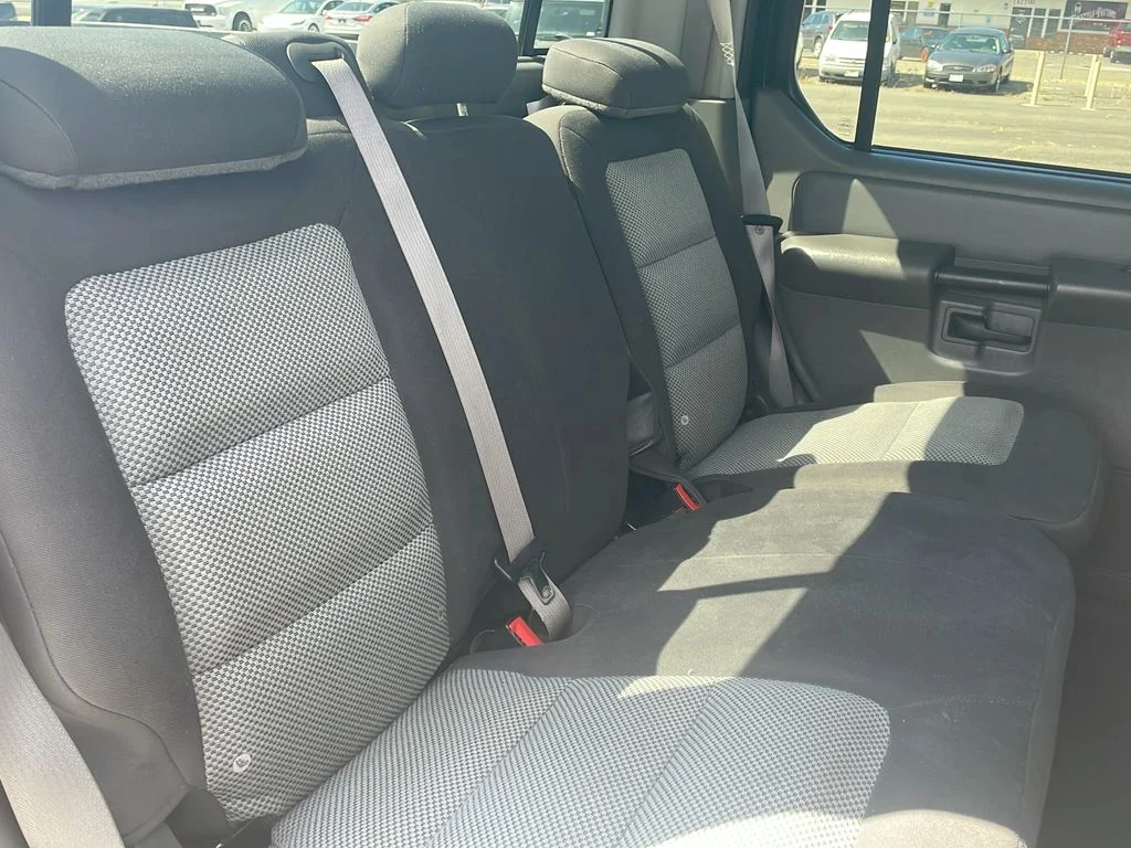 Used 2005  Ford Adrenalin image 20
