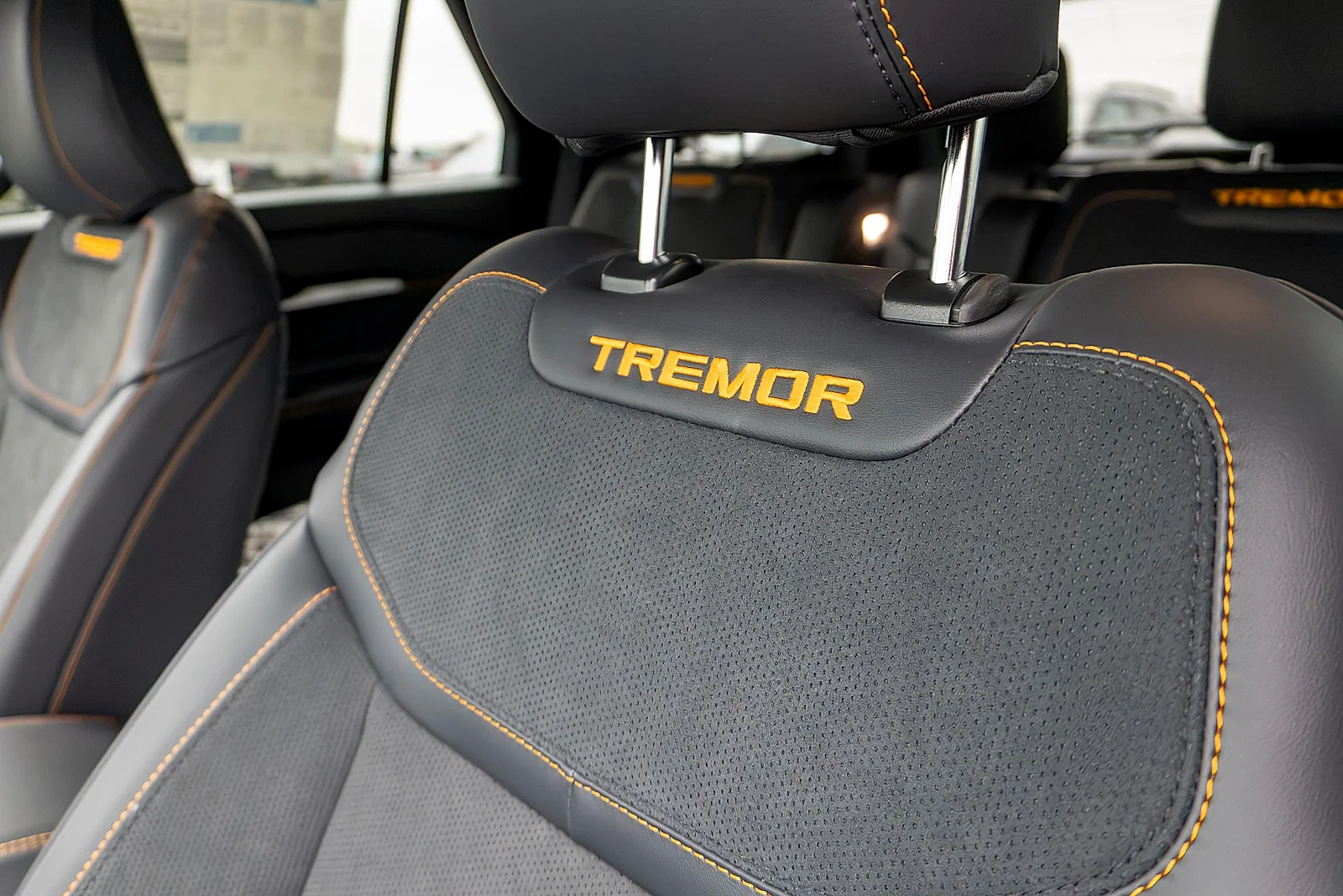 New 2026 Agate Black Metallic Ford Tremor® image 18