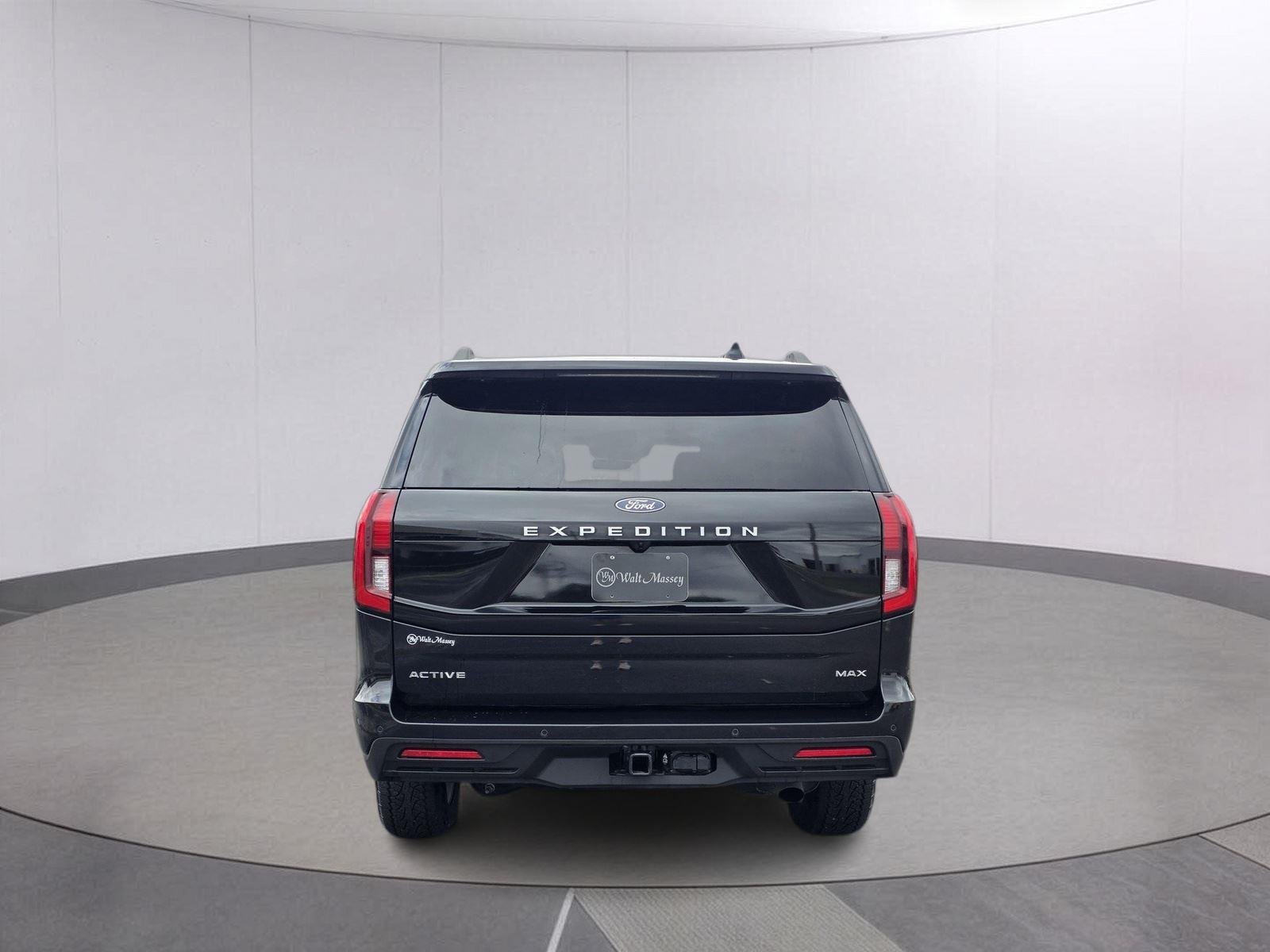Used 2025 Agate Black Ford Active image 6
