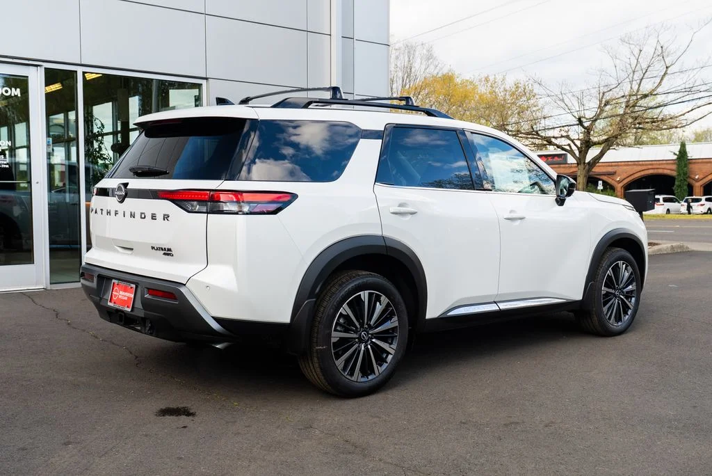 New 2026 Everest White Pearl TriCoat Nissan Platinum image 6