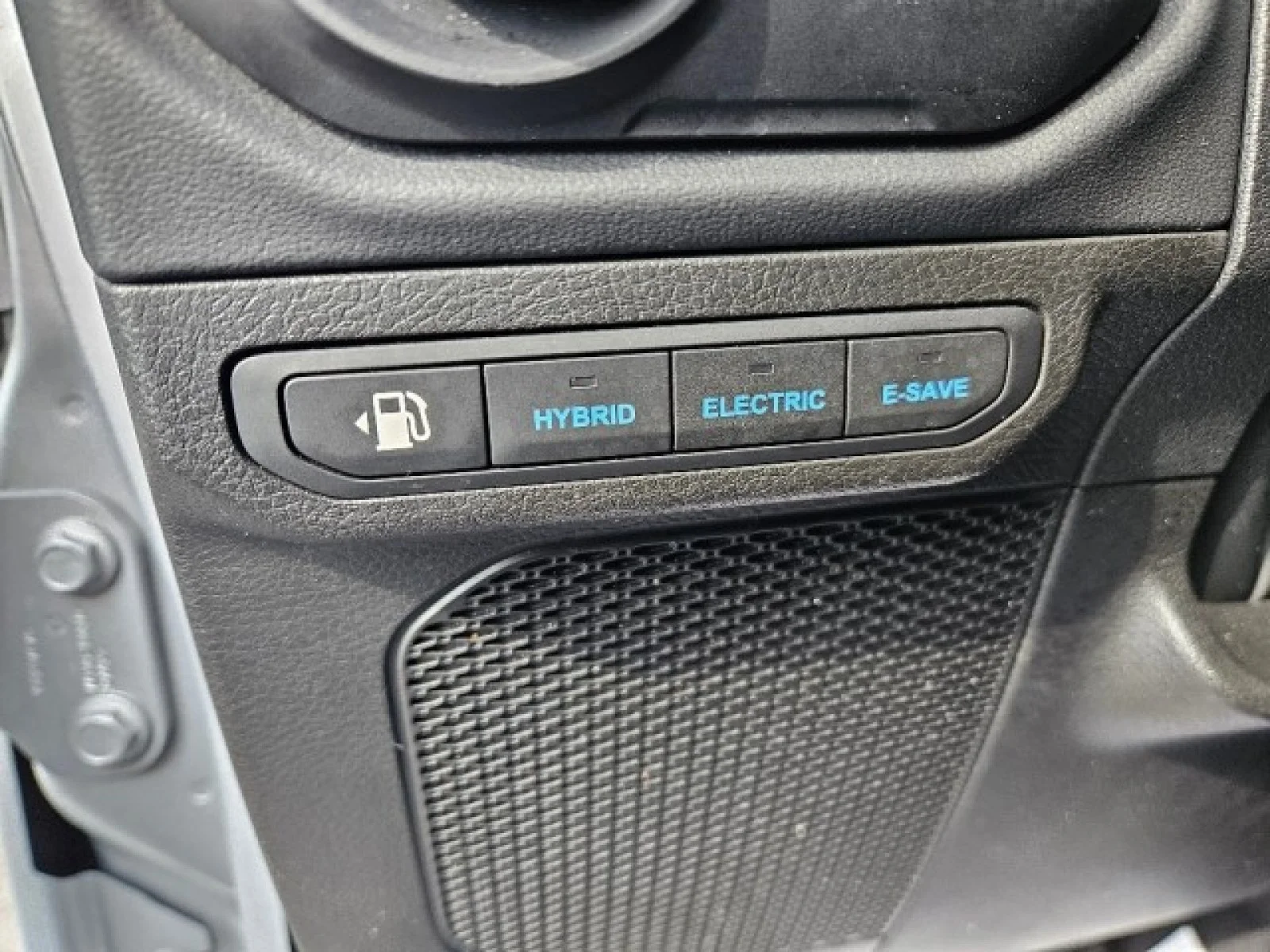 Used 2024 Silver Jeep Rubicon image 24