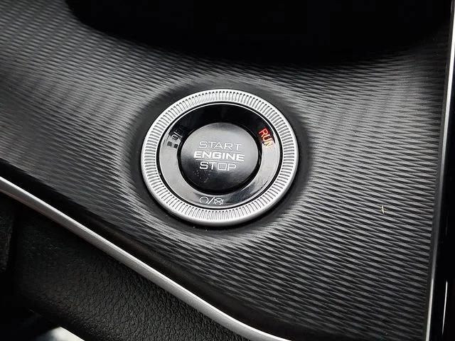 Used 2025 Black Jeep Laredo image 24