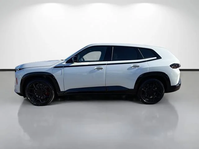 New 2026 Mineral White Metallic BMW Label image 6