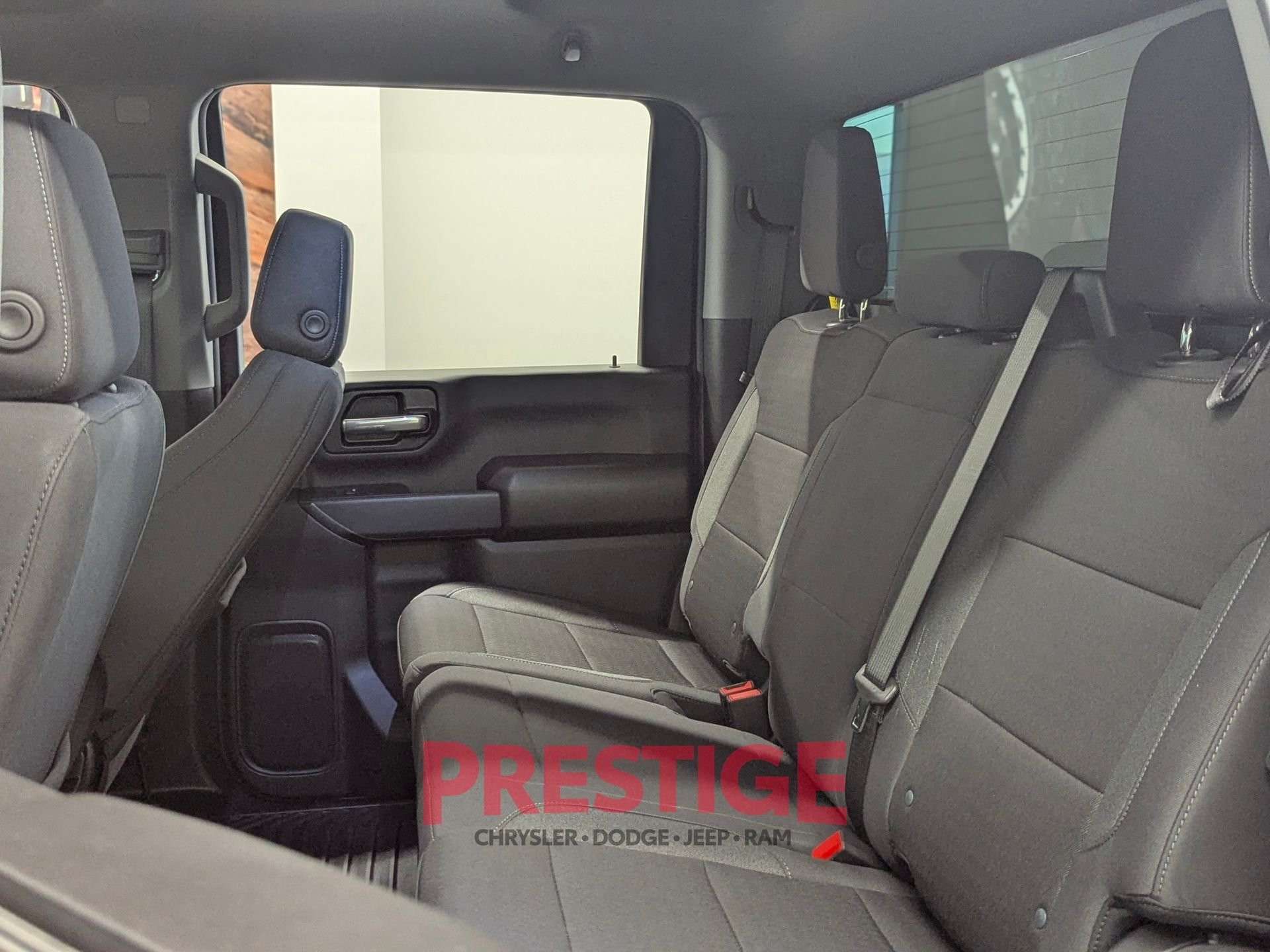2025 Chevrolet Silverado 2500HD Custom - Photo 33