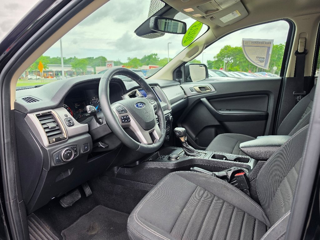 Used 2023 Shadow Black Ford XLT image 34