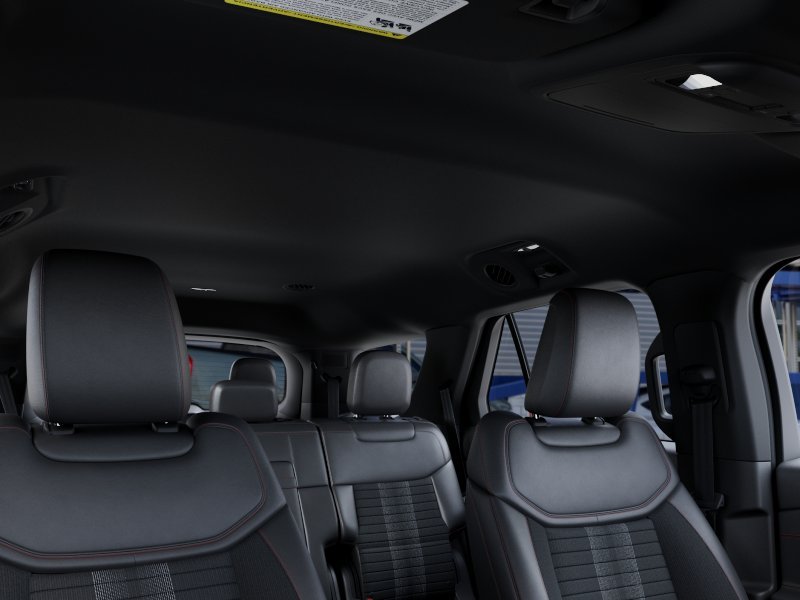 New 2027 Avalanche Gray Ford ST-Line image 22