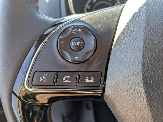 Used 2025 Red Mitsubishi 2.0 LE image 30