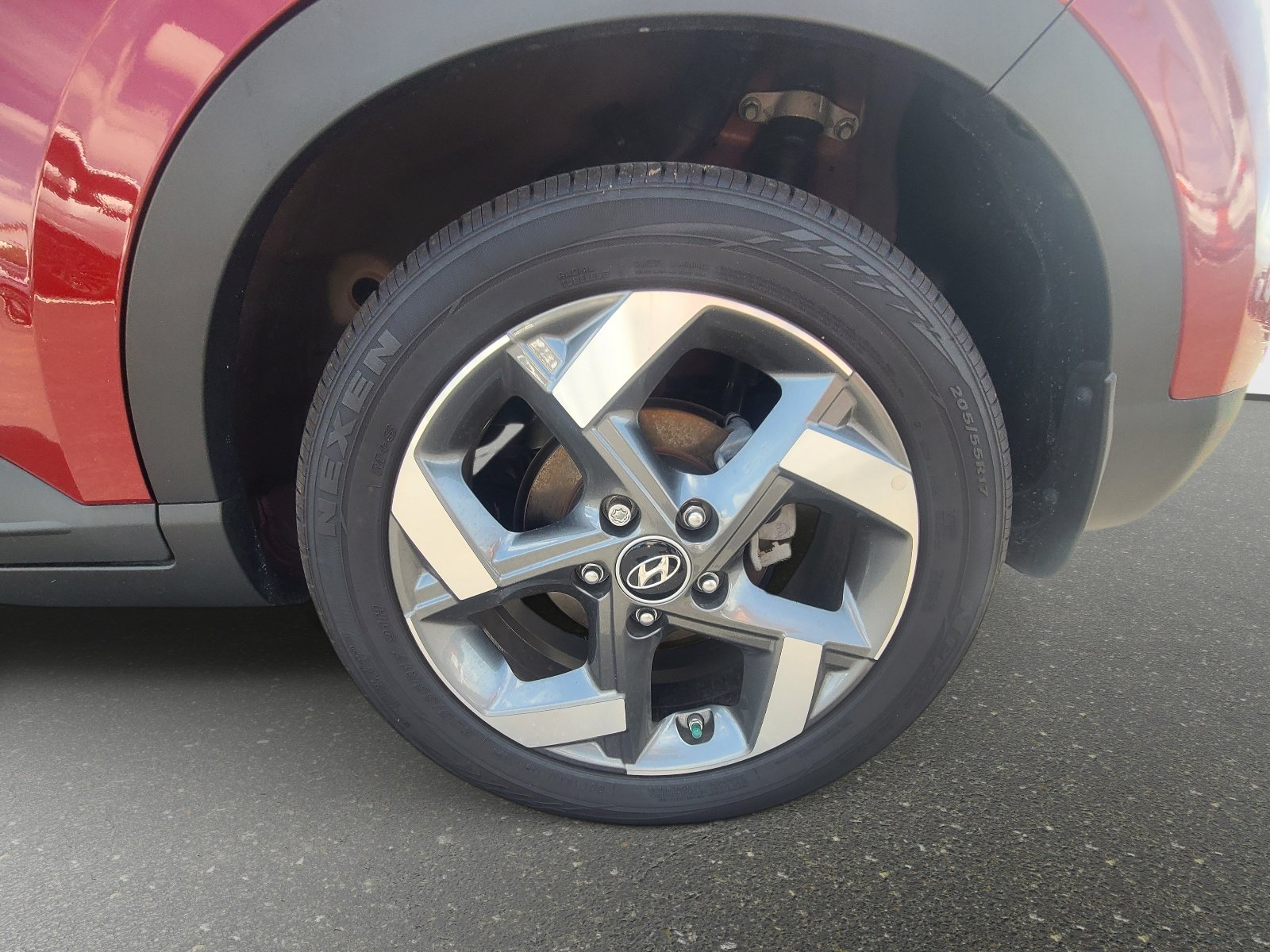 Used 2025 Ultimate Red Hyundai Limited image 7