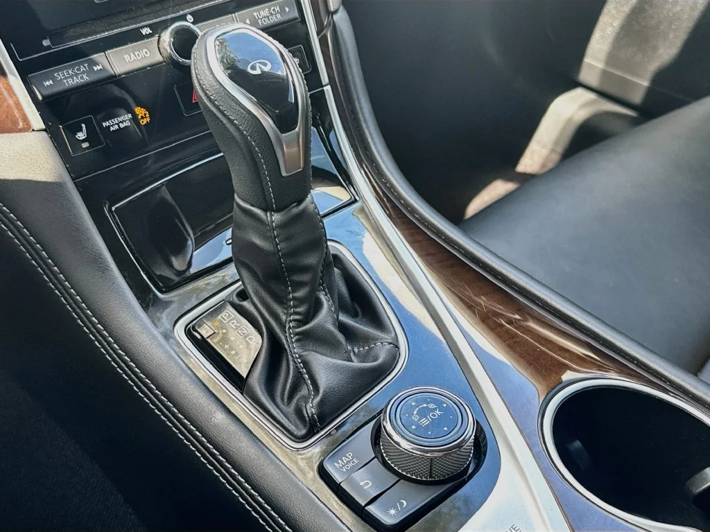 Used 2019 Black INFINITI 3.0t LUXE image 17