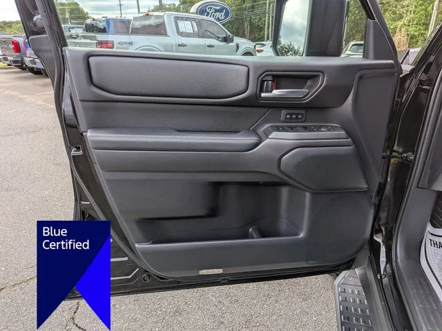 Used 2025 Black Toyota Base image 11