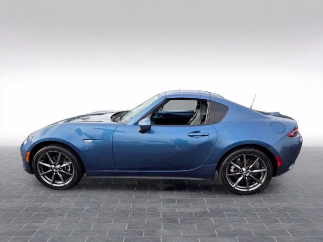 Used 2018 Blue Mazda Grand Touring image 4