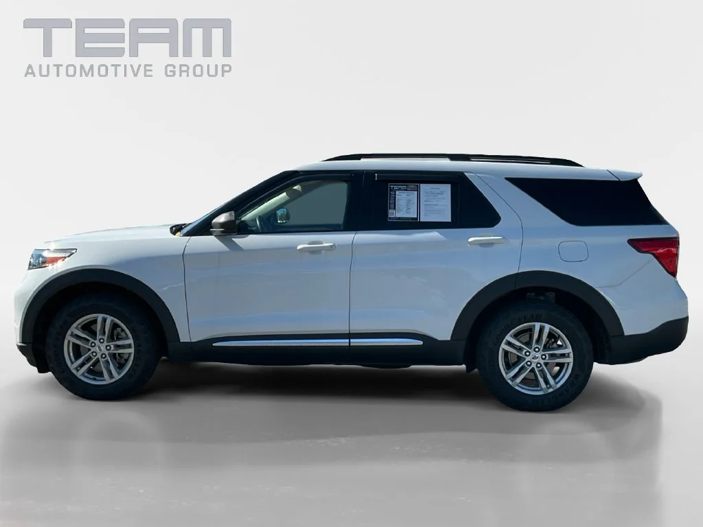 Used 2023 White Ford XLT image 4