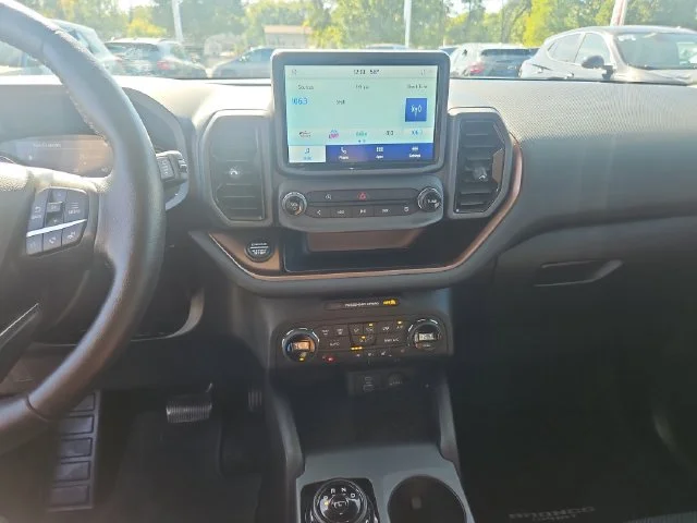Used 2021 Silver Ford Outer Banks image 18