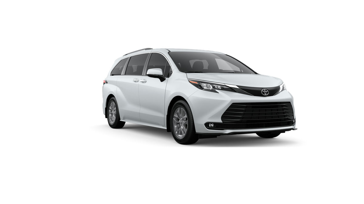 New 2026 Wind Chill Pearl Toyota XLE image 15