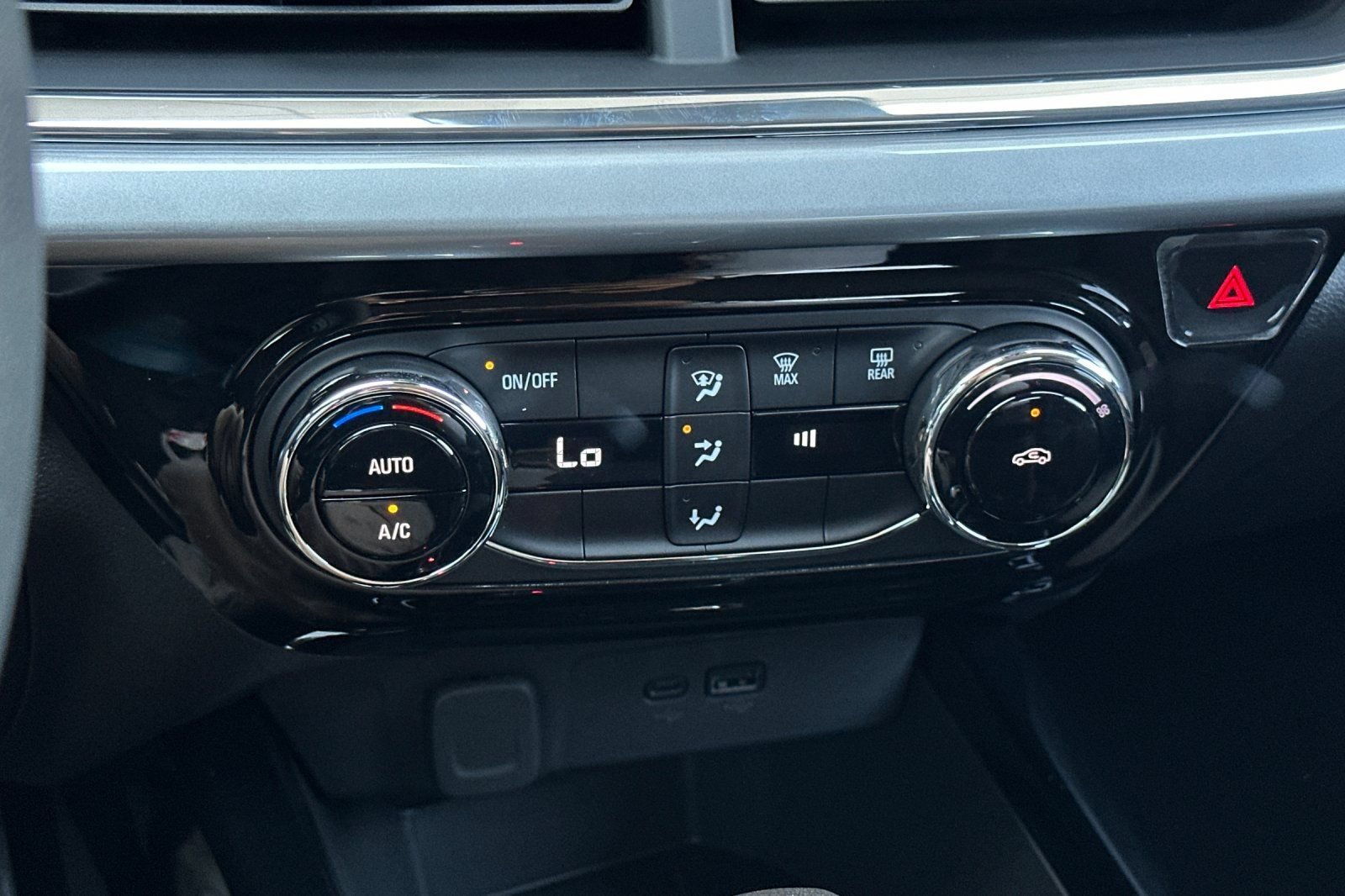 2026 Chevrolet Trax LT - Photo 20