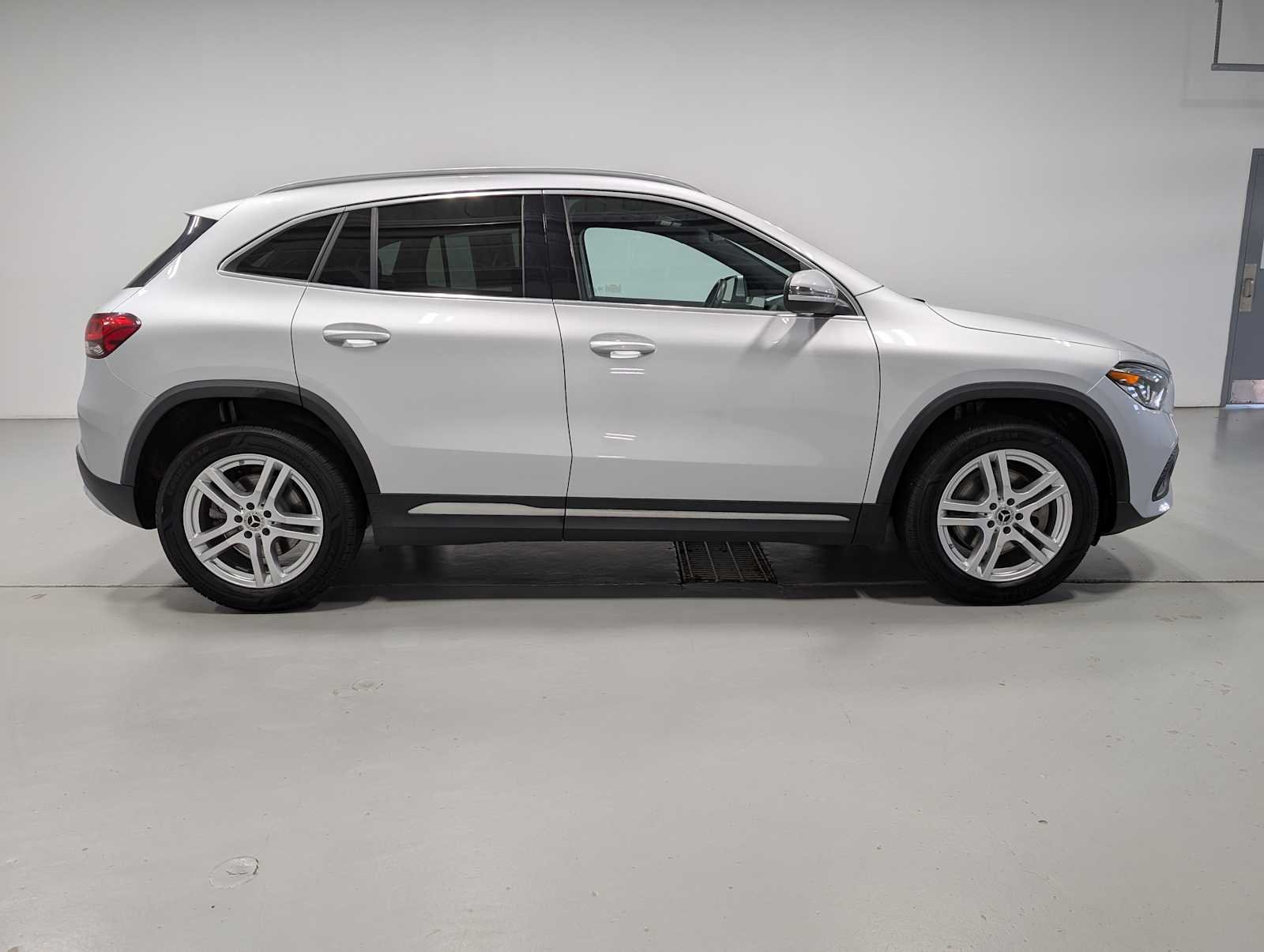 Certified Used 2023 Iridium Silver Metallic Mercedes-Benz GLA 250 image 4