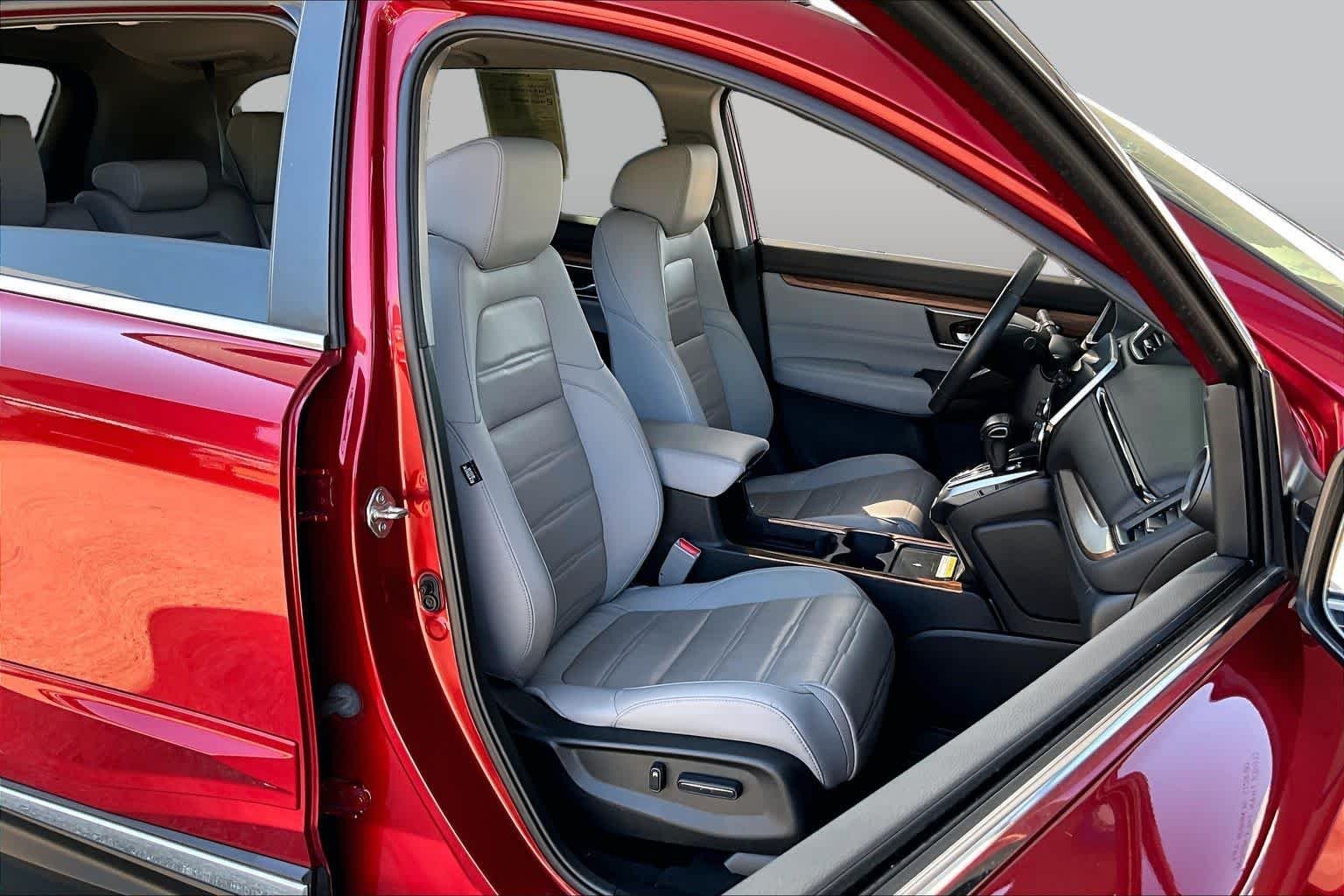 Used 2020 Radiant Red Metallic Honda Touring image 9