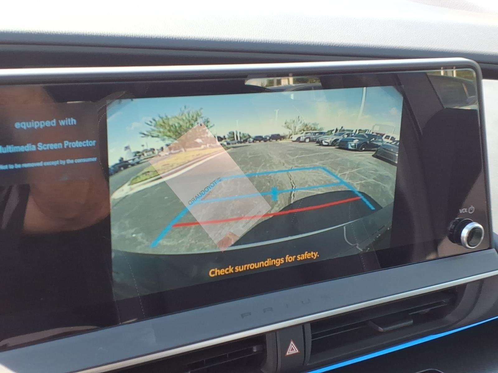 Used 2025 Wind Chill Pearl Toyota Nightshade image 4