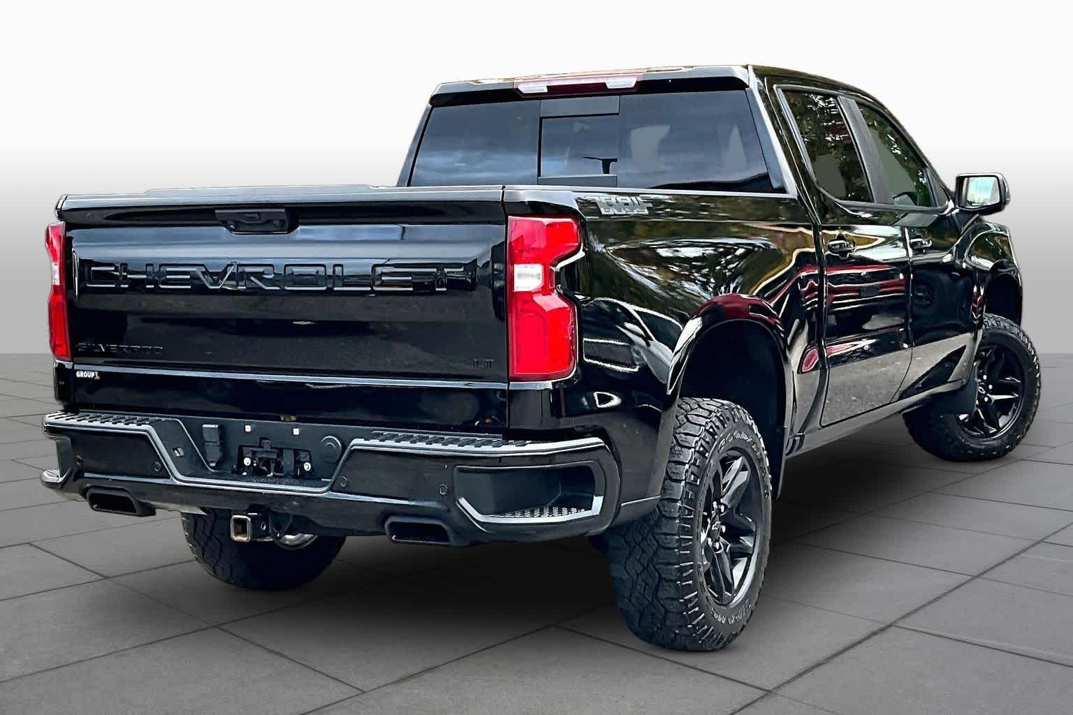 Used 2022 Black Chevrolet LT Trail Boss image 13