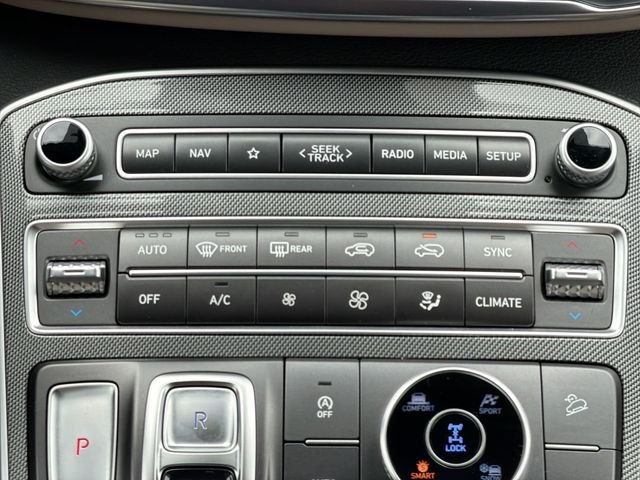 Used 2023 Red Hyundai SEL image 18