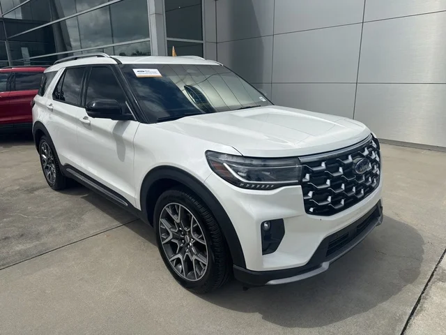 2025 Ford Explorer Platinum