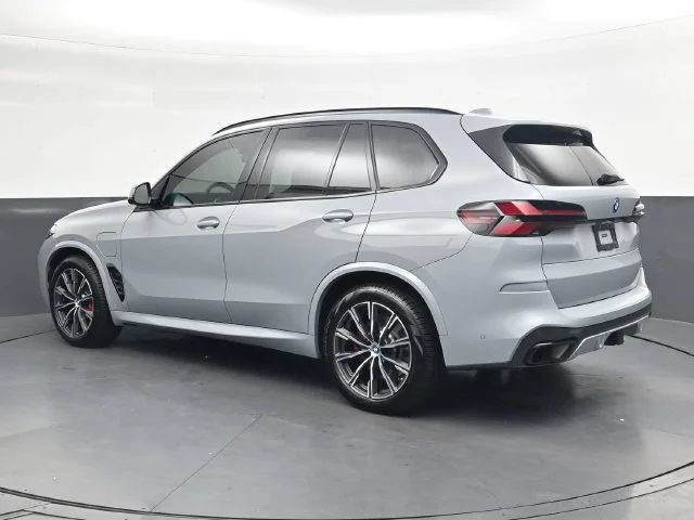 Used 2024 Gray BMW xDrive50e image 7