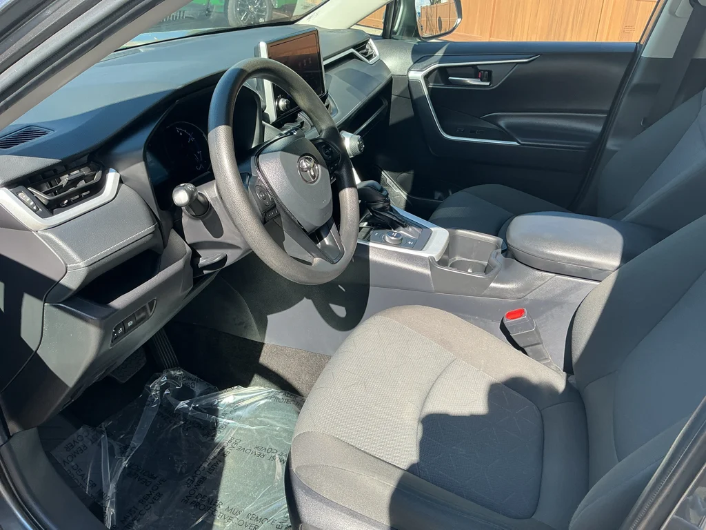 Used 2025 MAGNETIC GRAY METALLIC Toyota Hybrid XLE image 11